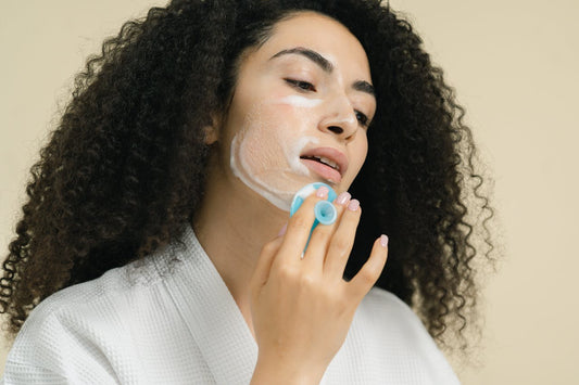 How to Use a Cleanser: Step-by-Step Guide for Healthy Skin